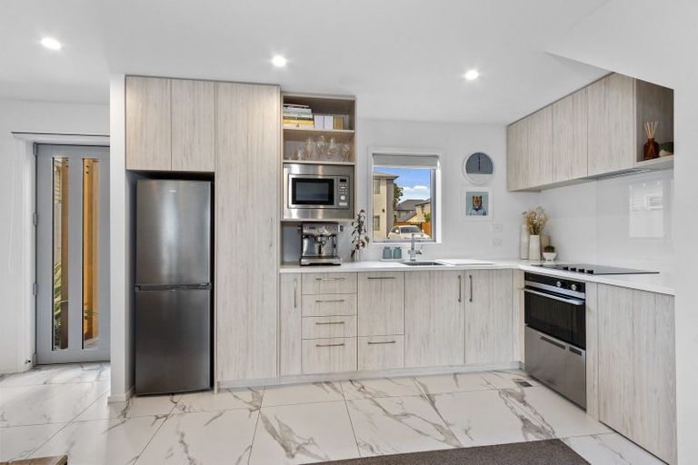 Photo of property in 2/48 Ward Street, Addington, Christchurch, 8024