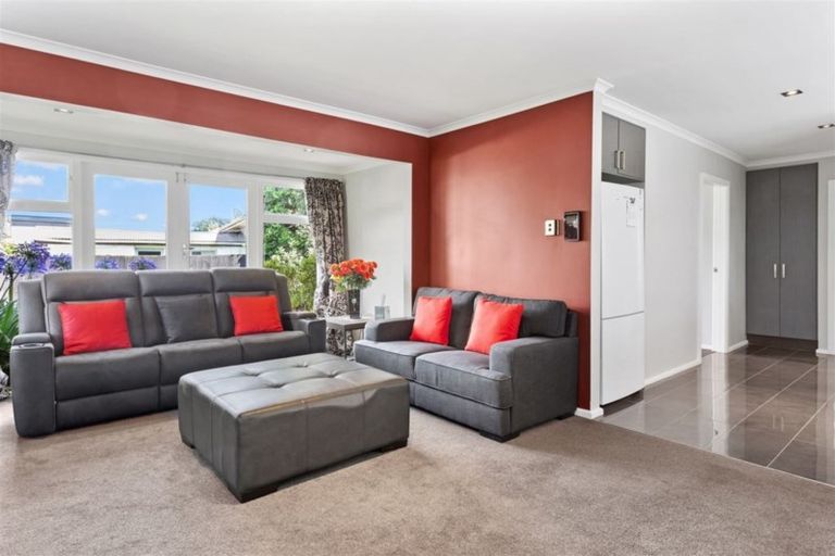 Photo of property in 72 Ohoka Road, Kaiapoi, 7630
