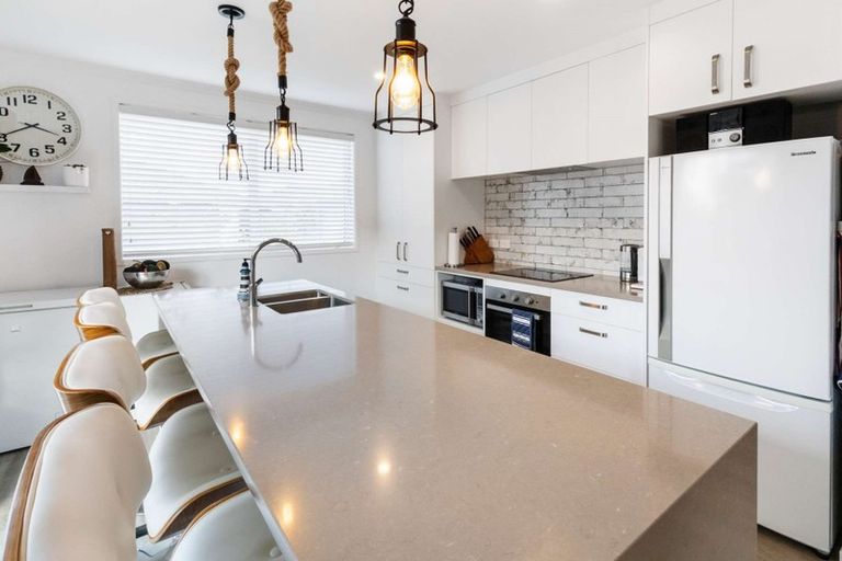 Photo of property in 5 Taffe Crescent, Pyes Pa, Tauranga, 3112