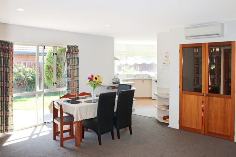 Photo of property in 39 Showgate Avenue, Sockburn, Christchurch, 8042