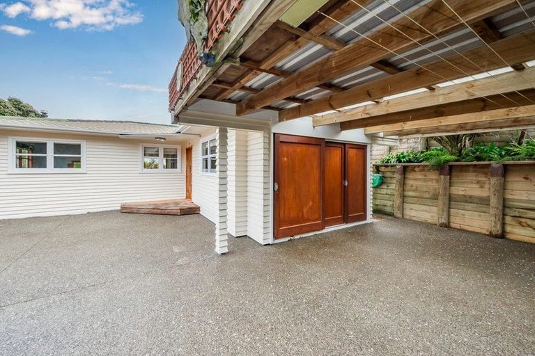 Photo of property in 1a Whareroa Road, Raumati South, Paraparaumu, 5032