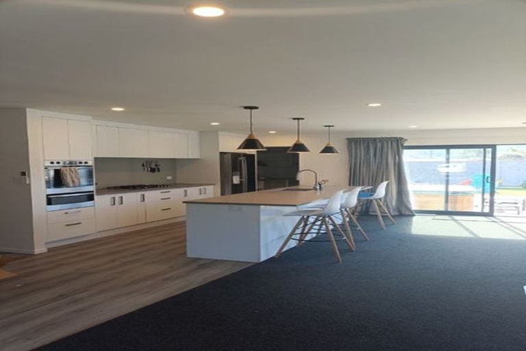 Photo of property in 26 Filmer Crescent, Wallaceville, Upper Hutt, 5018