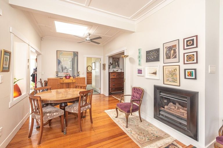 Photo of property in 4 College Street, Whanganui, 4500