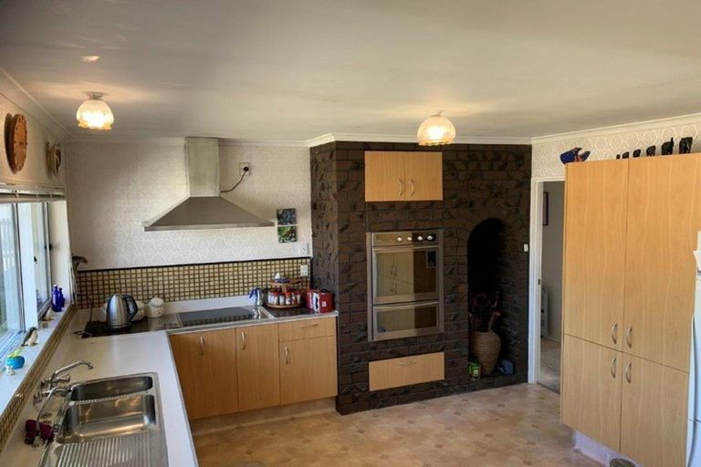 Photo of property in 100 Newell Road, Tokoroa, 3491