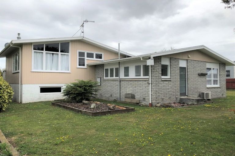 Photo of property in 11 Conway Street, Levin, 5510