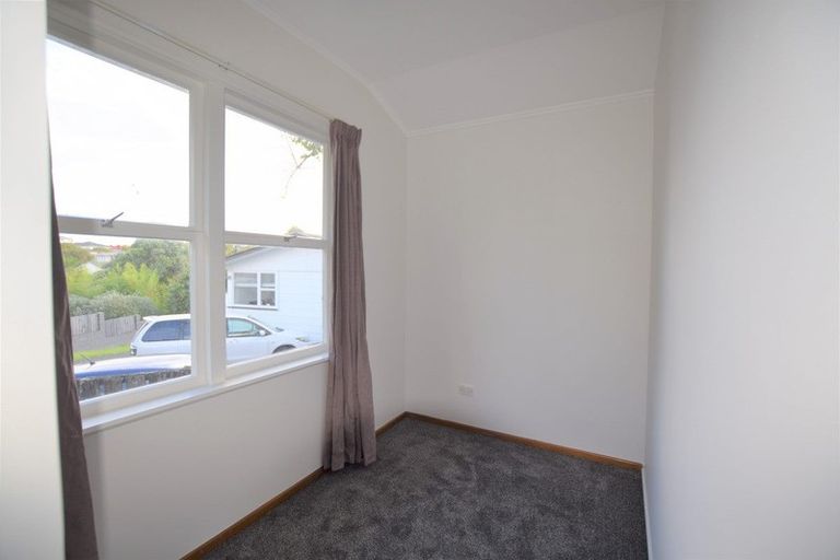 Photo of property in 20 Dellwood Avenue, Henderson, Auckland, 0612