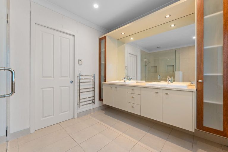 Photo of property in 78 Okura River Road, Okura, Albany, 0792