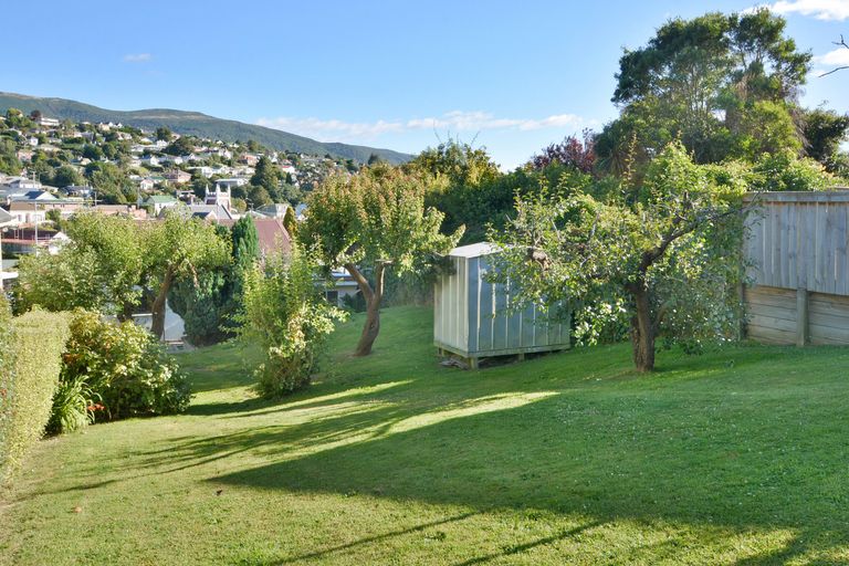 Photo of property in 25 Kaikorai Valley Road, Kaikorai, Dunedin, 9010