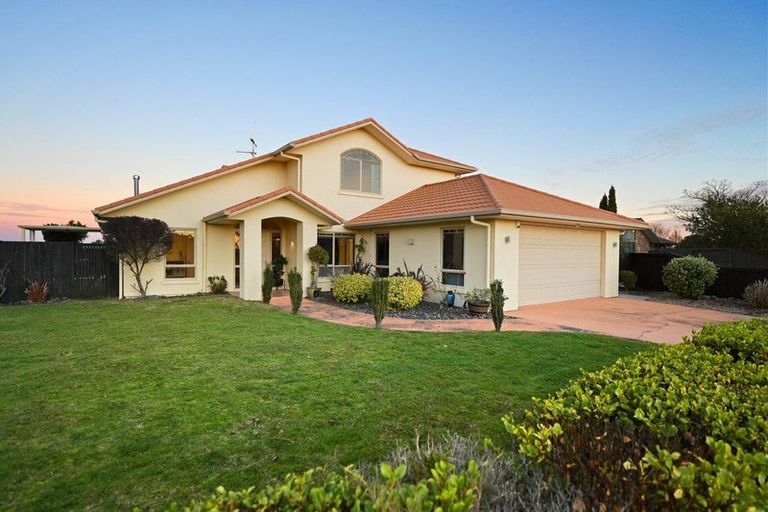 Photo of property in 21 Portobello Way, Huntington, Hamilton, 3210