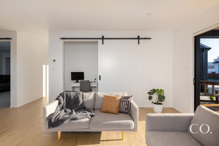 Photo of property in 22 Serenity Drive, Omokoroa, 3114