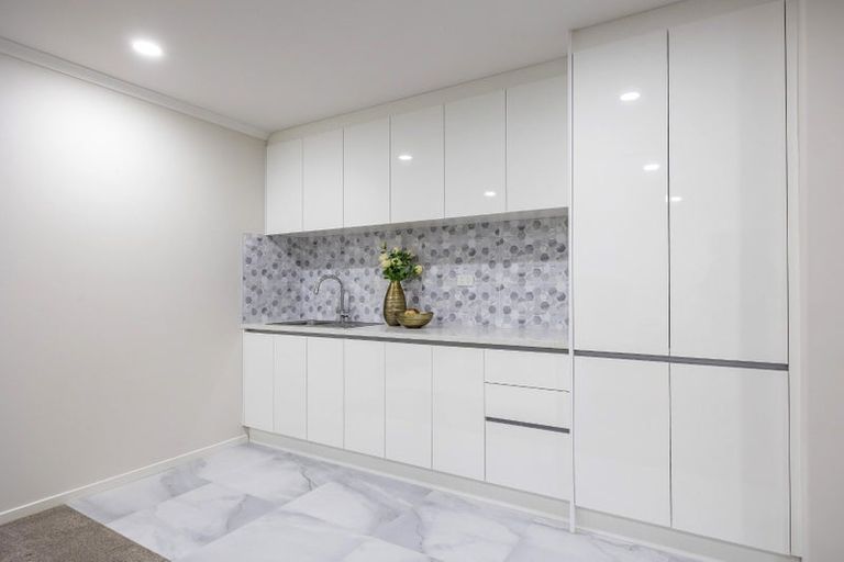 Photo of property in 49c Marriott Road, Pakuranga, Auckland, 2010