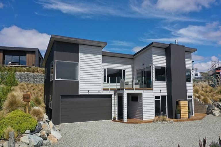 Photo of property in 8 Sibbald Lane, Lake Tekapo, 7999