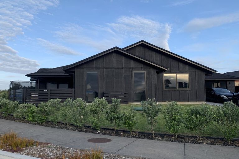 Photo of property in 33 Te Paea Avenue, Karaka, 2124