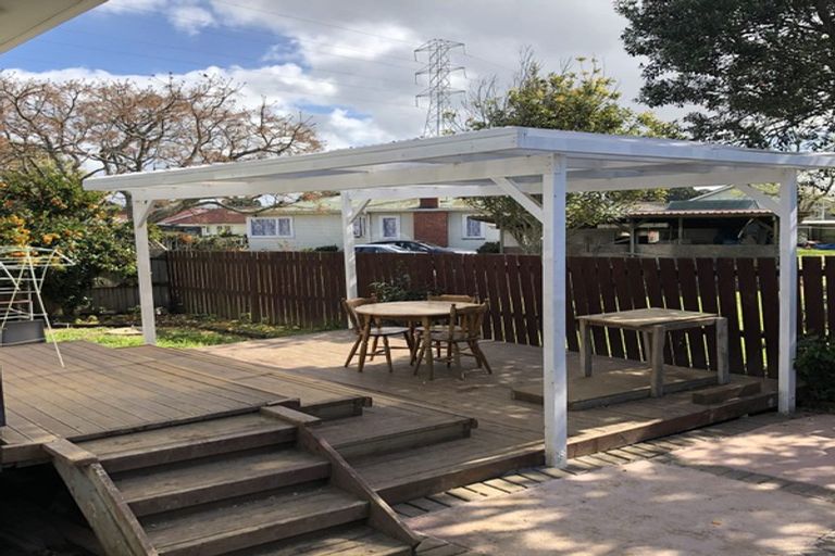 Photo of property in 2/19 Ferguson Street, Mangere East, Auckland, 2024