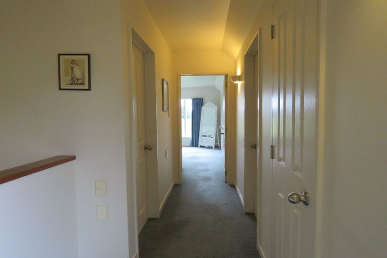 Photo of property in 2/271 Memorial Avenue, Burnside, Christchurch, 8053