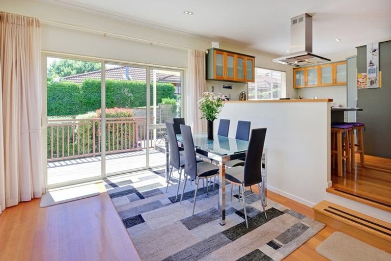 Photo of property in 1/85 Kowhai Road, Mairangi Bay, Auckland, 0630
