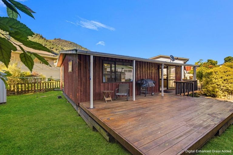 Photo of property in 15a Hampden Street, Picton, 7220