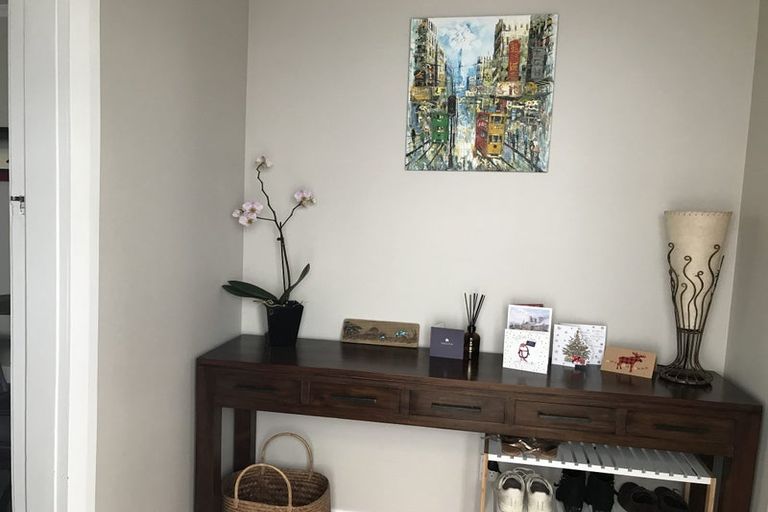 Photo of property in 8 Trevor Terrace, Newtown, Wellington, 6021