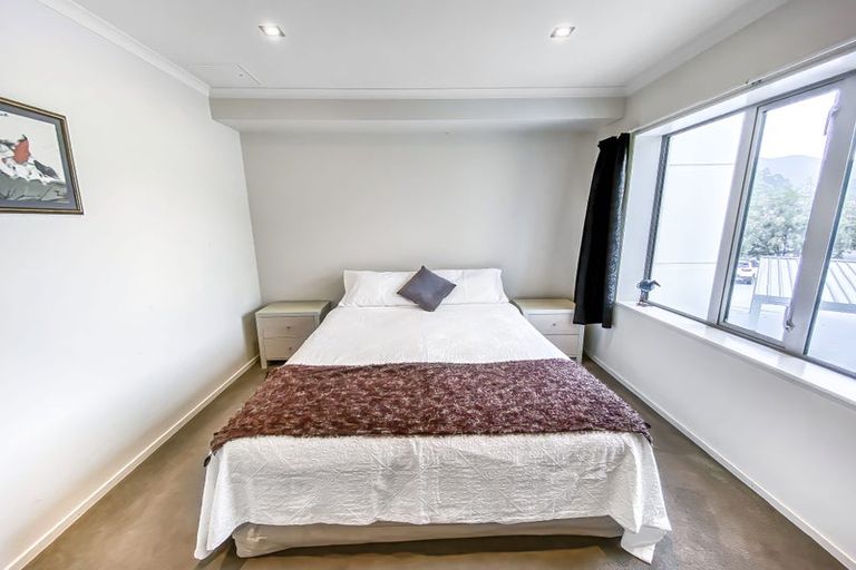 Photo of property in Oxleys Rock Apartments, 202/6 London Quay, Picton, 7220