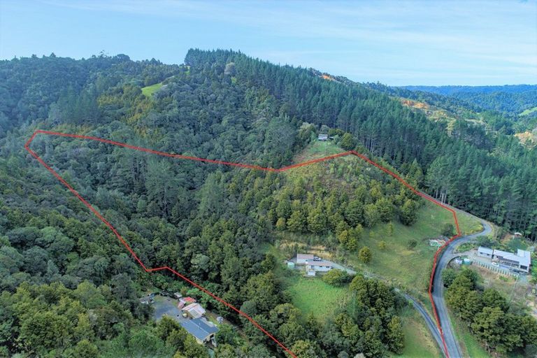 Photo of property in 43 Wood Road, Maungatapere, Whangarei, 0179