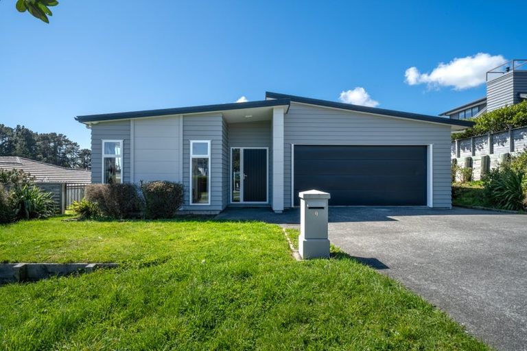 Photo of property in 9 Ken Douglas Drive, Aotea, Porirua, 5024