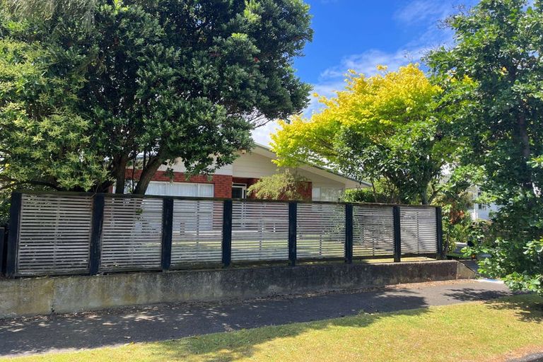 Photo of property in 26 Lockhart Avenue, Milson, Palmerston North, 4414