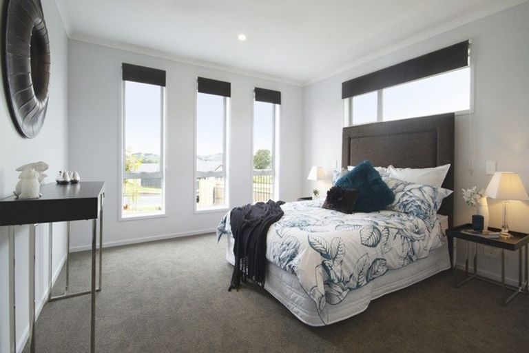 Photo of property in 370 One Tree Point Road, One Tree Point, 0118