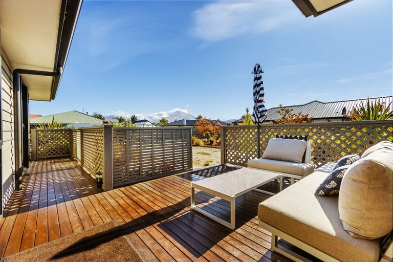 Photo of property in 21 Frye Crescent, Albert Town, Wanaka, 9305