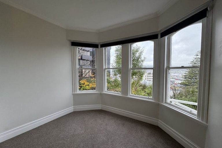 Photo of property in 355 The Terrace, Te Aro, Wellington, 6011