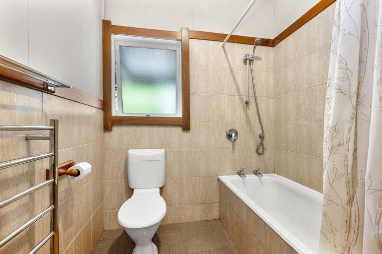 Photo of property in 1006 Tirau Road, Karapiro, Cambridge, 3494