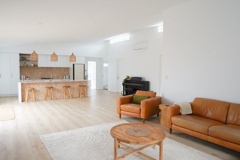 Photo of property in 94d Beach Road, Waihi Beach, 3611