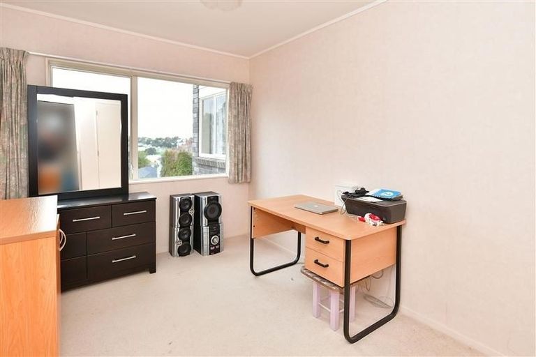 Photo of property in 5 Moera Place, Stanmore Bay, Whangaparaoa, 0932