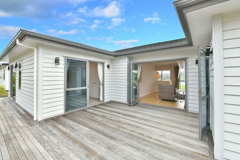 Photo of property in 65 Pinecrest Drive, Gulf Harbour, Whangaparaoa, 0930