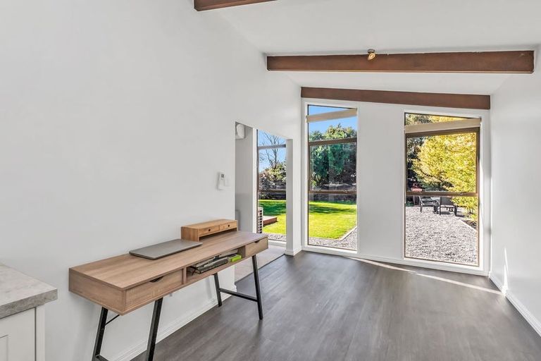 Photo of property in 12 Westfield Avenue, Templeton, Christchurch, 8042