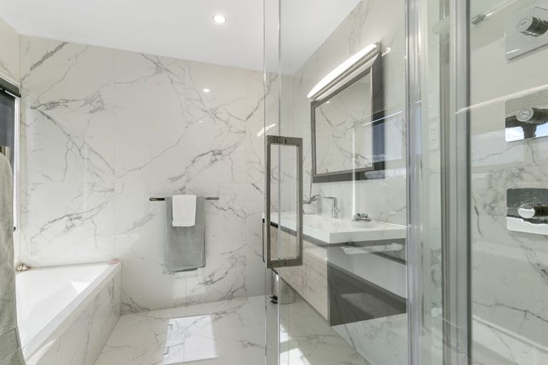 Photo of property in 20 Imran Terrace, Khandallah, Wellington, 6035