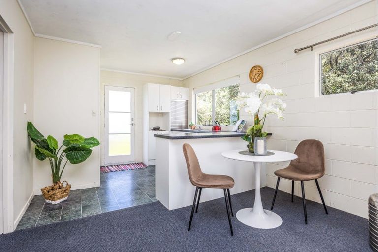 Photo of property in 5/19a Verbena Road, Birkdale, Auckland, 0626