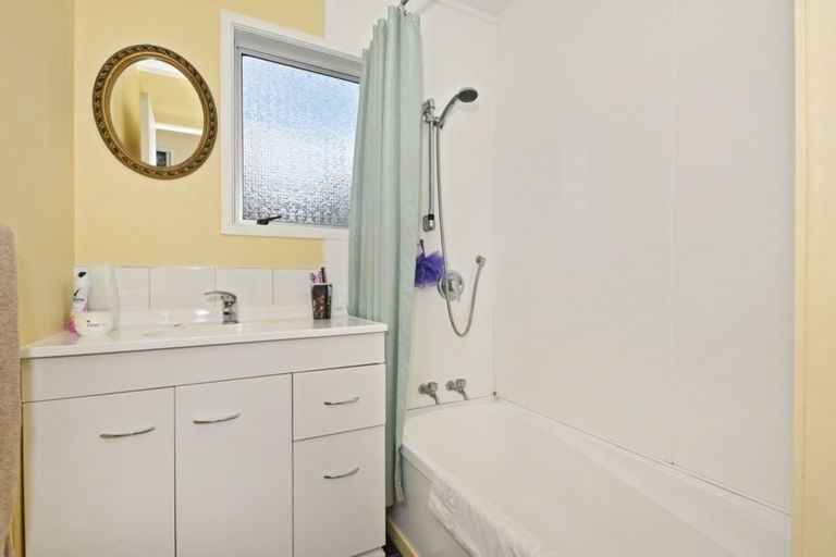 Photo of property in 2/6 Bloomfield Place, Onerahi, Whangarei, 0110