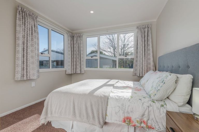 Photo of property in 5 Ilford Place, Awapuni, Palmerston North, 4412