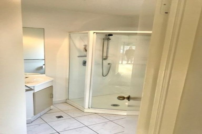 Photo of property in 14 The Avenue, Albany, Auckland, 0632