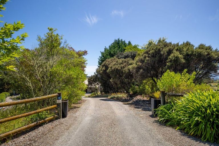 Photo of property in 35 Redwood Park Road, Redwood Valley, Richmond, 7081