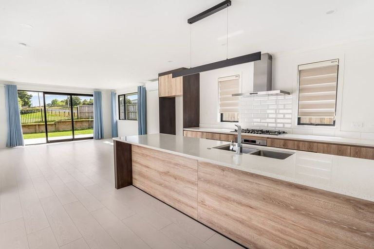 Photo of property in 79 Murray Ward Drive, Te Kauwhata, 3710