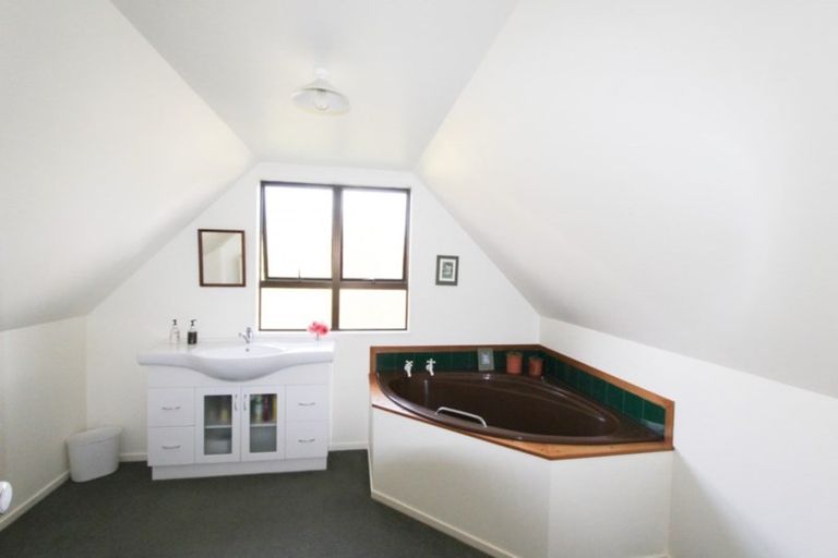 Photo of property in 6 Maire Street, Pahiatua, 4910