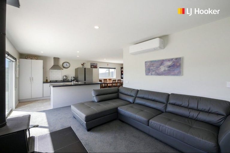 Photo of property in 9a Beach Street, Waikouaiti, 9510