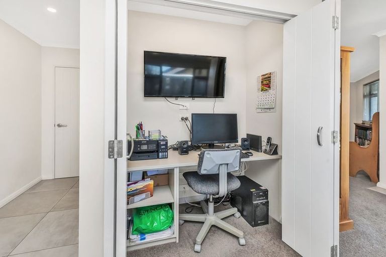 Photo of property in 4 Cressy Place, Darfield, 7510