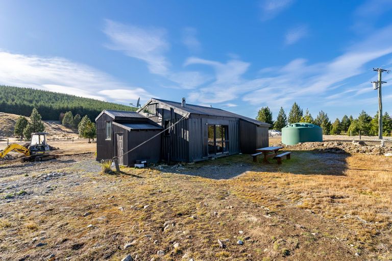 Photo of property in 64 Flanagan Lane, Ben Ohau, Twizel, 7999