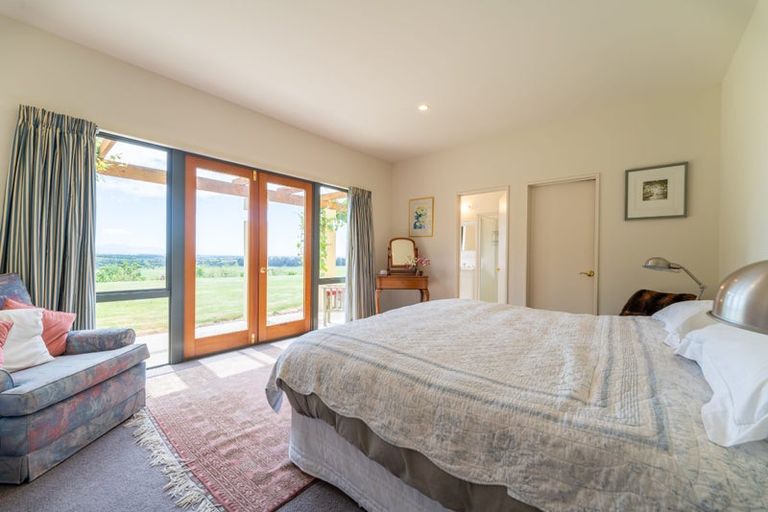 Photo of property in 32 Gladstone Road, Hadlow, Timaru, 7974