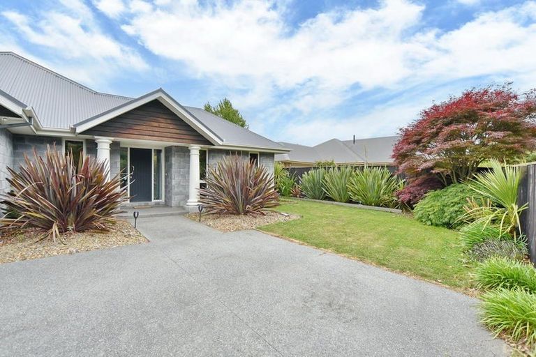 Photo of property in 34 Oxford Road, Rangiora, 7400