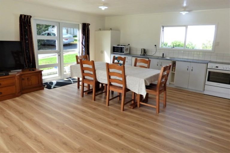 Photo of property in 141 Marsden Point Road, Ruakaka, 0116