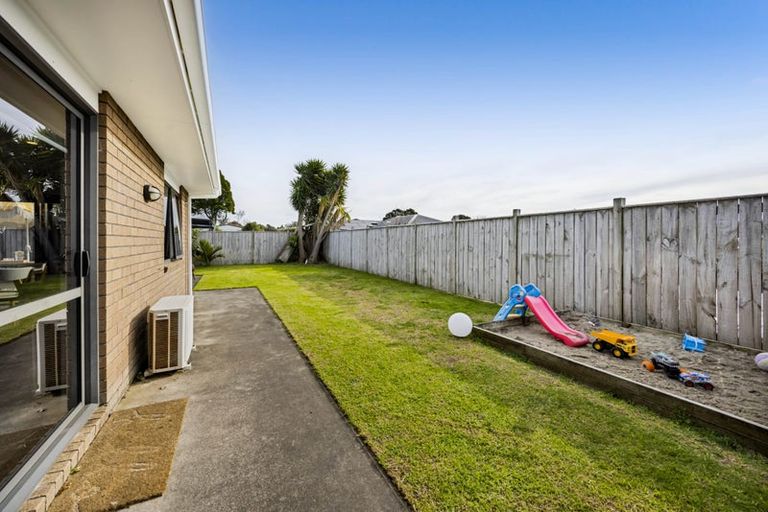 Photo of property in 4 James Drive, Bell Block, New Plymouth, 4312