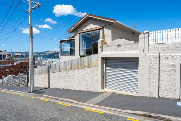 Photo of property in 17 Canongate, Dunedin Central, Dunedin, 9016